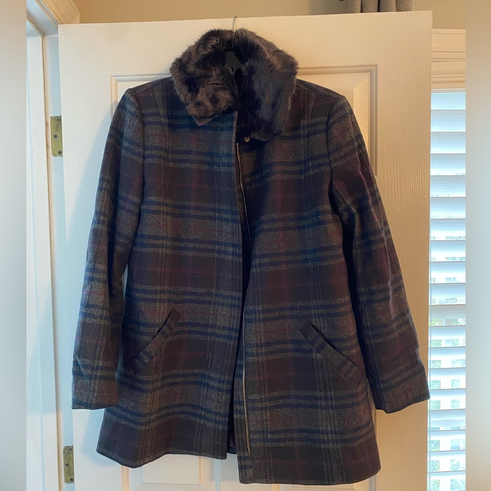 Johnston and Murphy coat size small